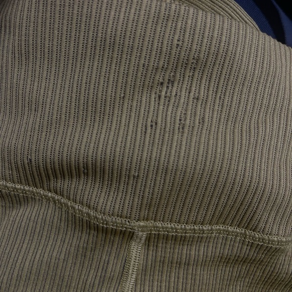 Good American Active Essential Ribbed Leggings in olive green size XXS/XS - Picture 3 of 6